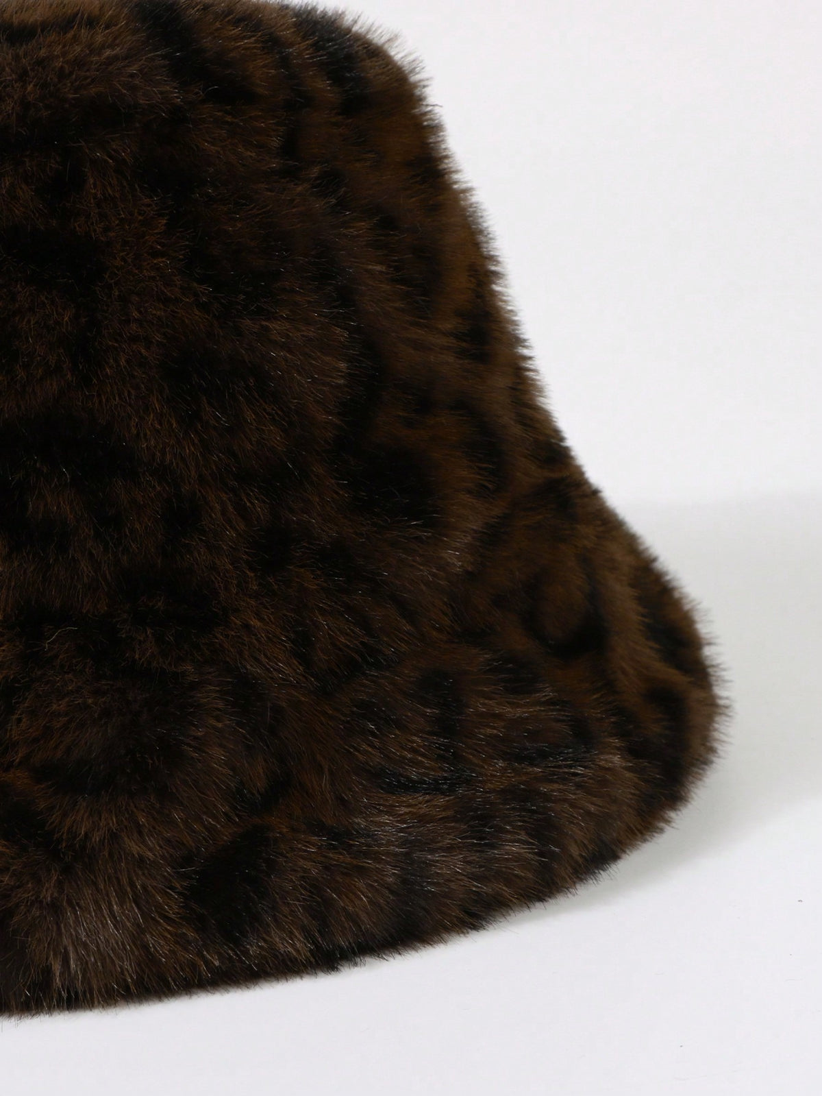 Women Leopard Print Fluffy Winter Bucket Hat