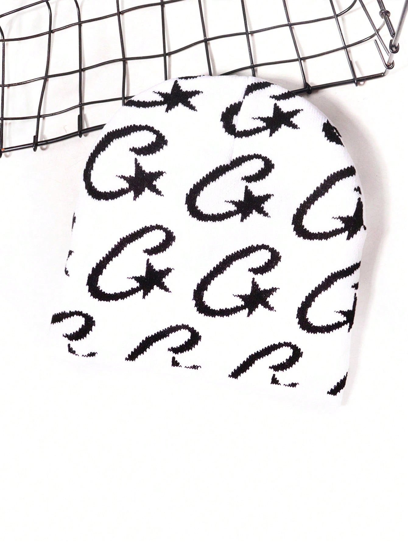 Letter C Constellation Jacquard Knitted Beanie Cap