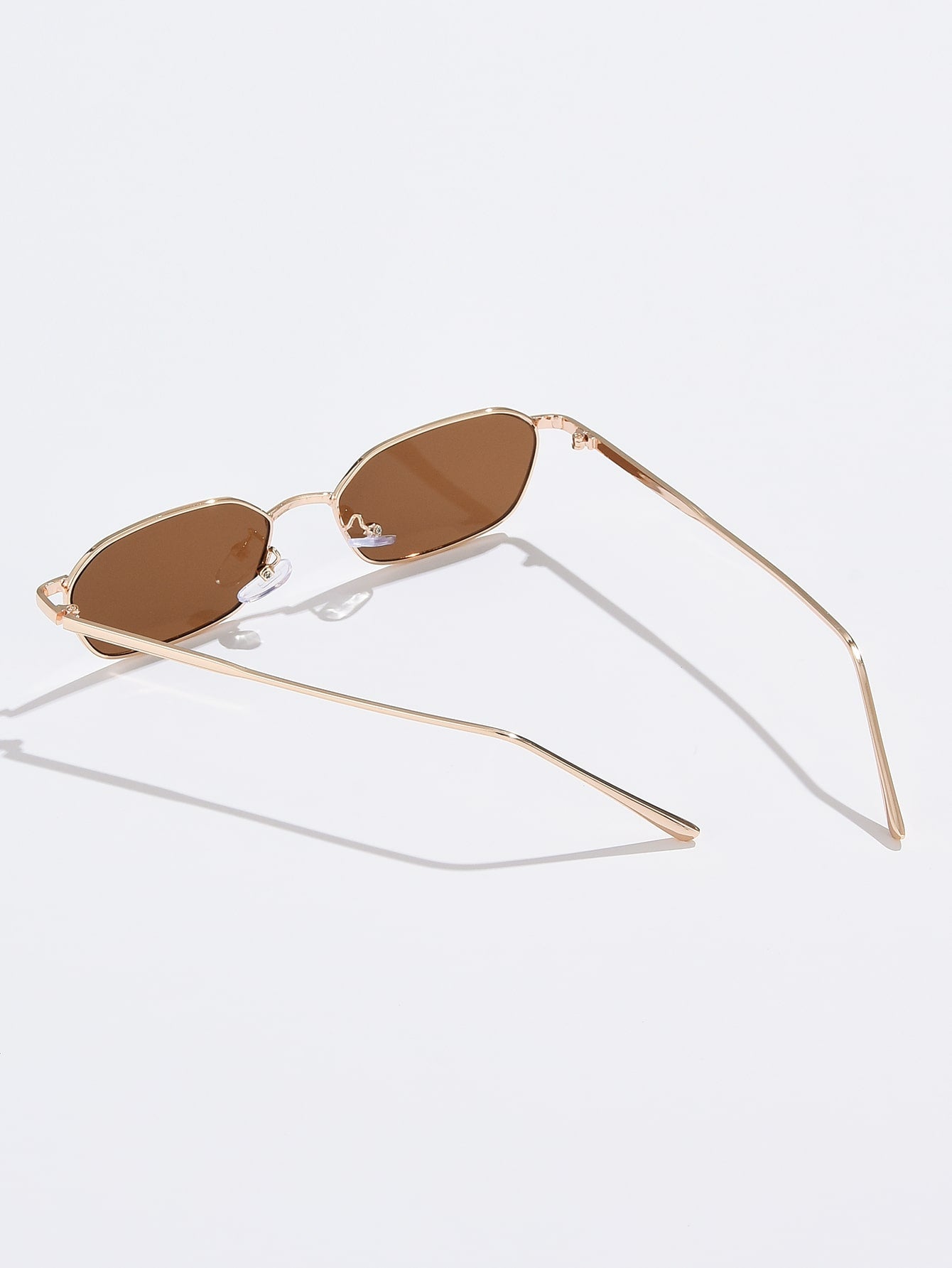 Vintage Metal Frame Tinted Lens Fashion Sunglasses