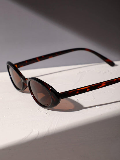 Classic Oval Leopard Print Fashion Glasses