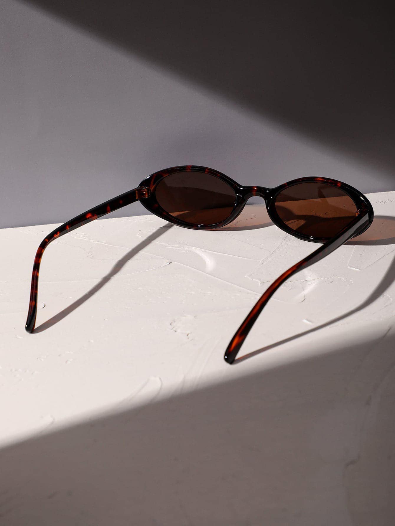 Classic Oval Leopard Print Fashion Glasses