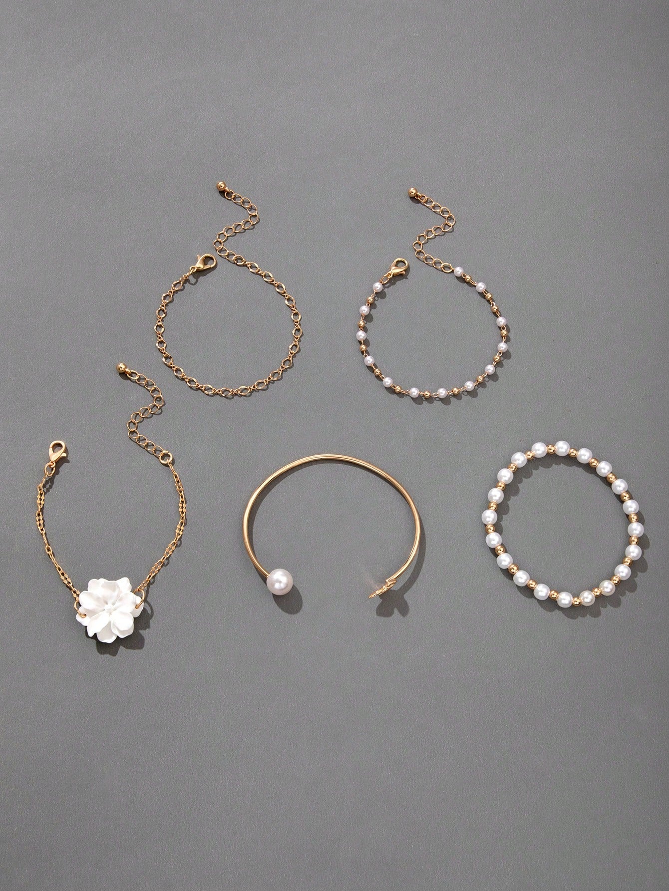 5pcs Flower & Faux Pearl Bracelet Set for Women – Gift for Mom