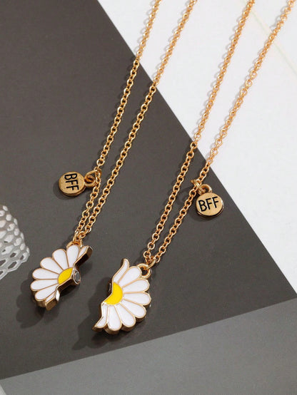 2pcs Daisy BFF Magnetic Necklace Set