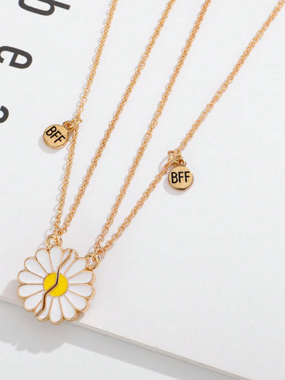 2pcs Daisy BFF Magnetic Necklace Set