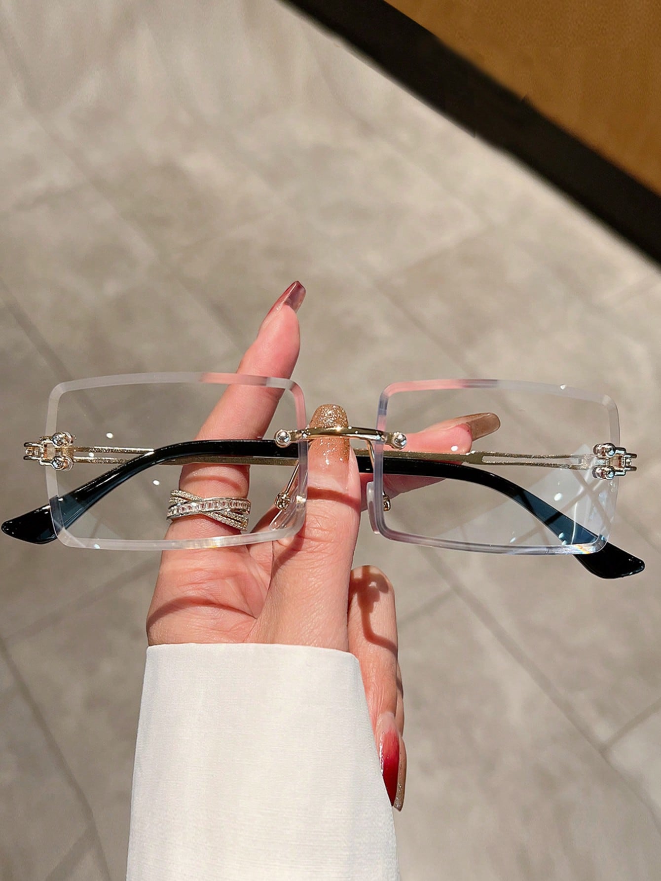 Women’s Square Frame Vintage Fashion Shades