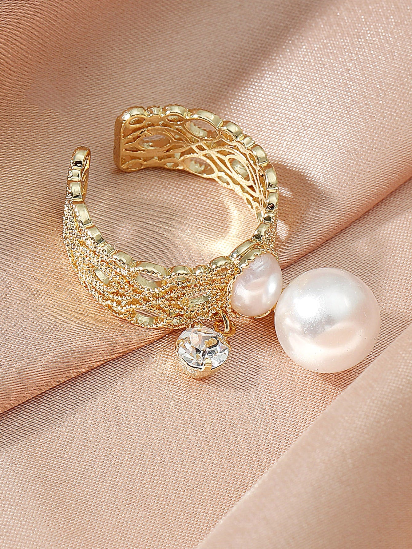 Middle Eastern Water Drop Pearl Ring for Women