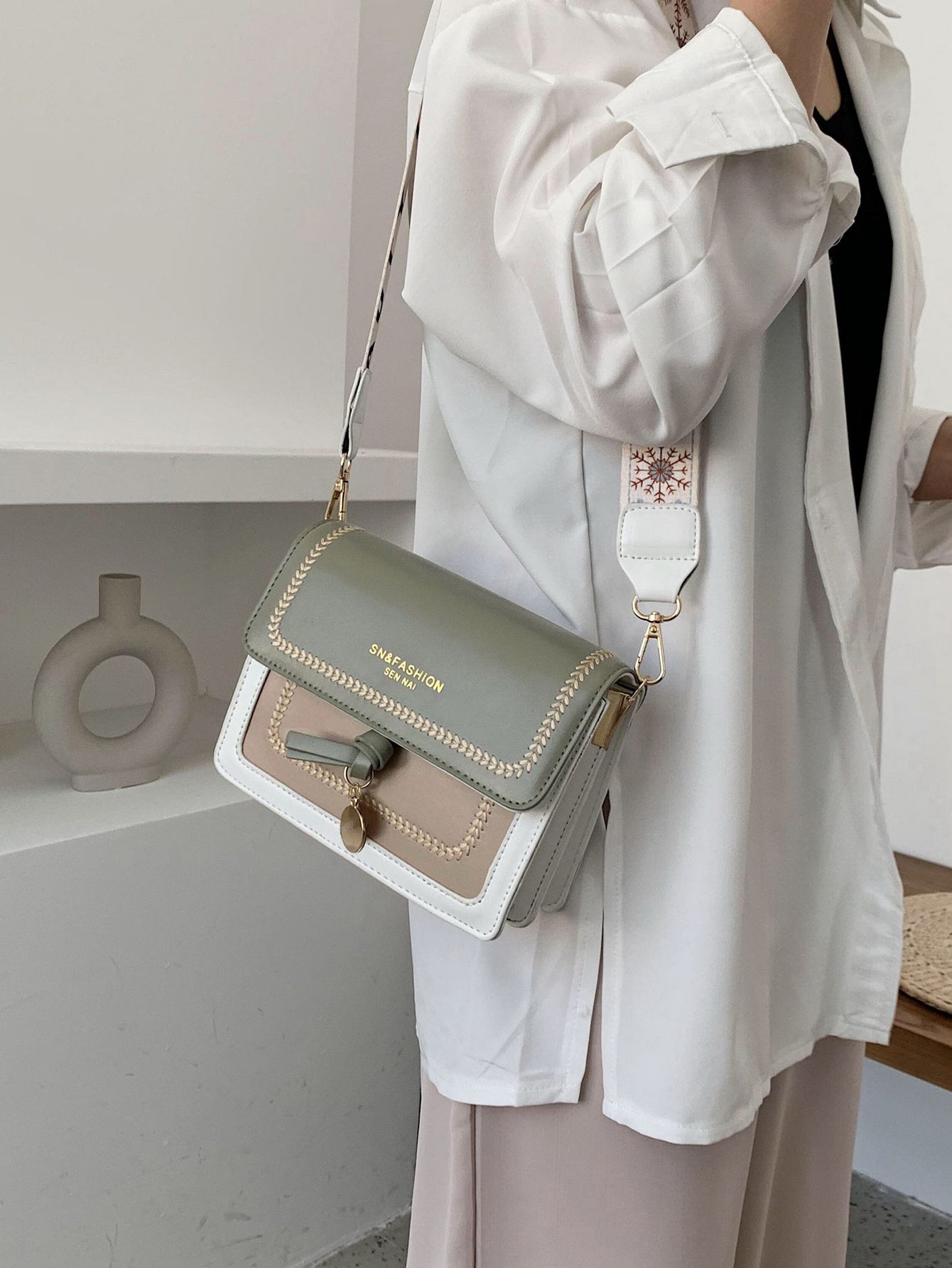 Color Block Small Square Crossbody Bag with Wide Strap