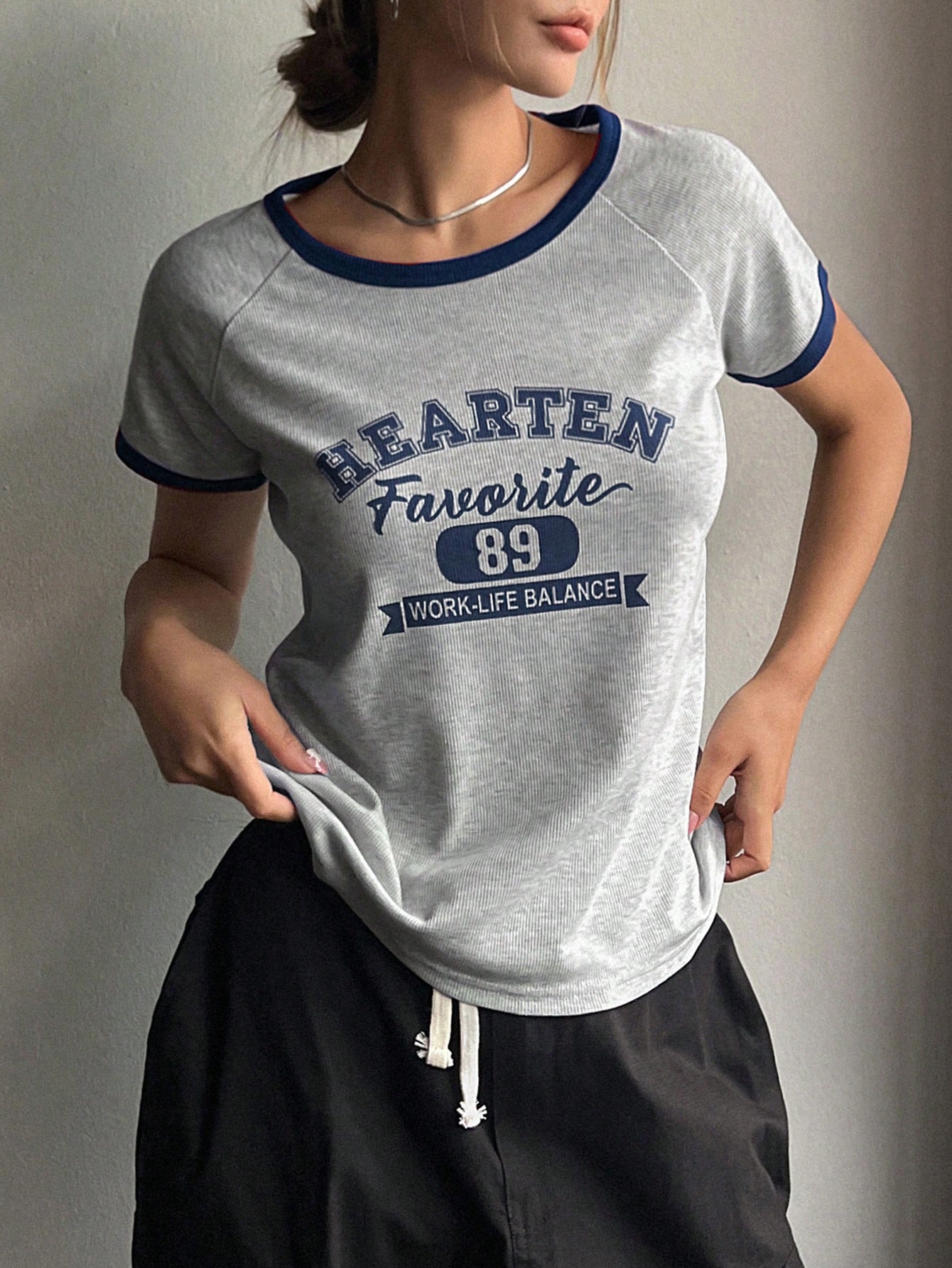 Letter Graphic Contrast Binding Raglan Sleeve Tee