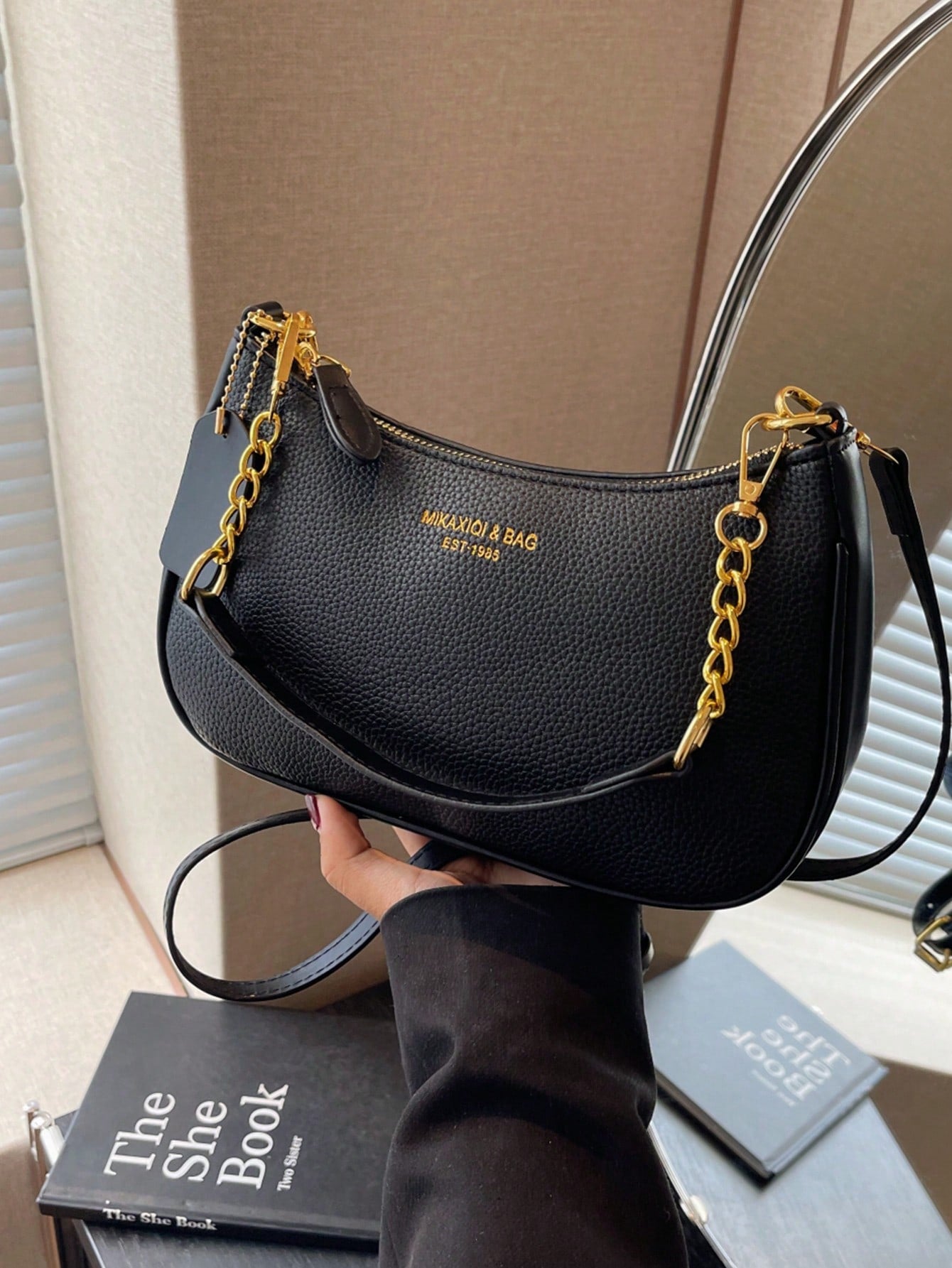 Minimalist Women's PU Shoulder Bag with Adjustable Strap