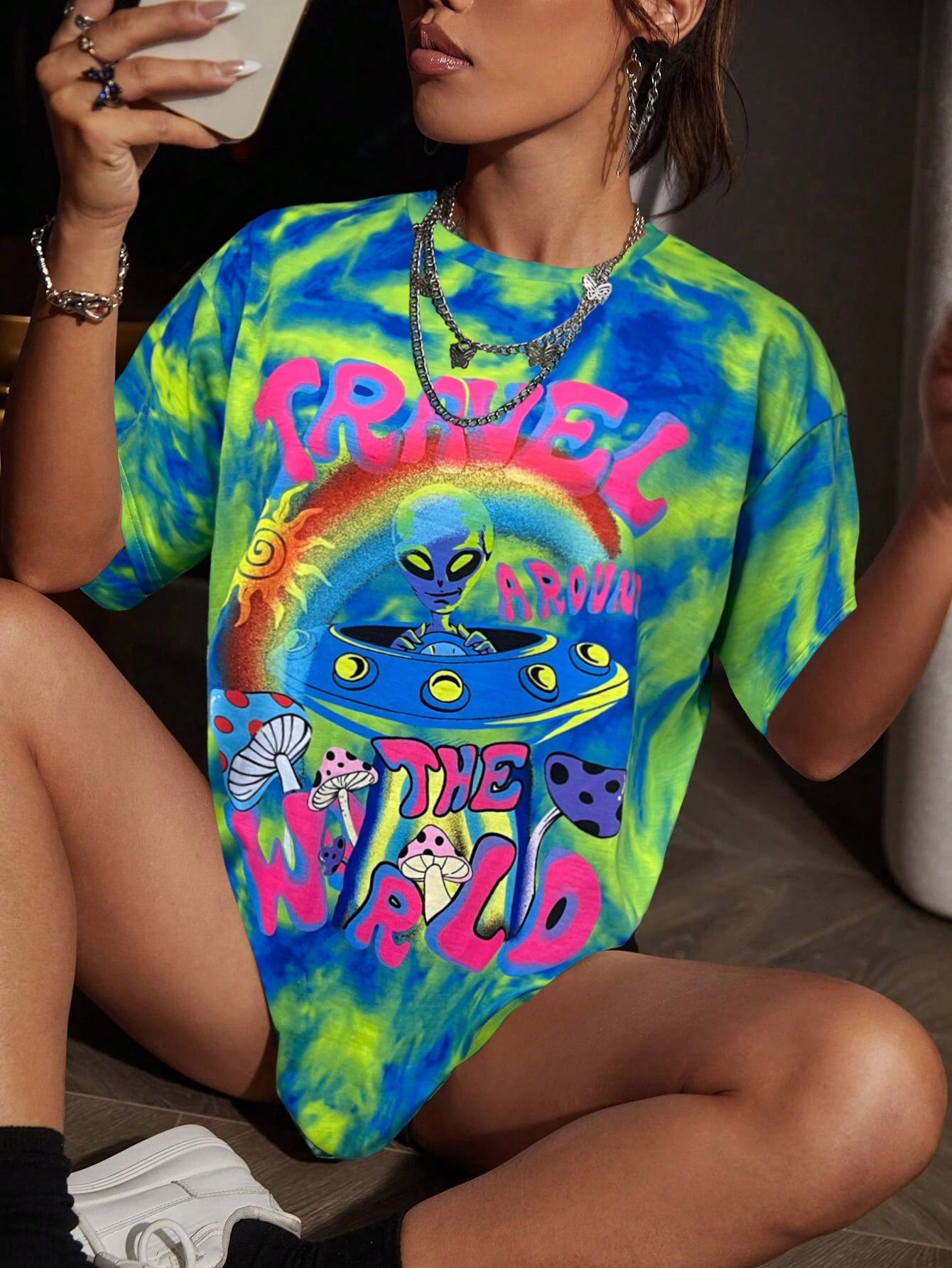 Women's Alien Tie-Dye Letter Print Graphic Tee