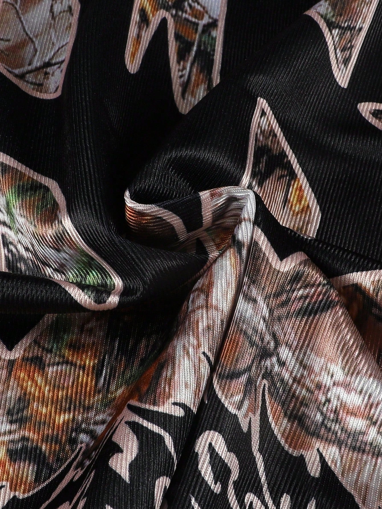 Street Life Men's Khaki Camouflage Branch Print V-Neck Sports Jersey