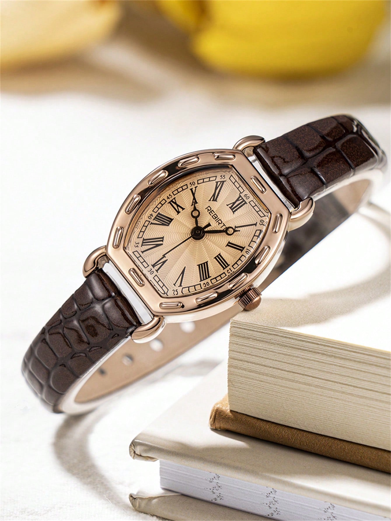 Minimalist Vintage Roman Numeral Leather Strap Watch