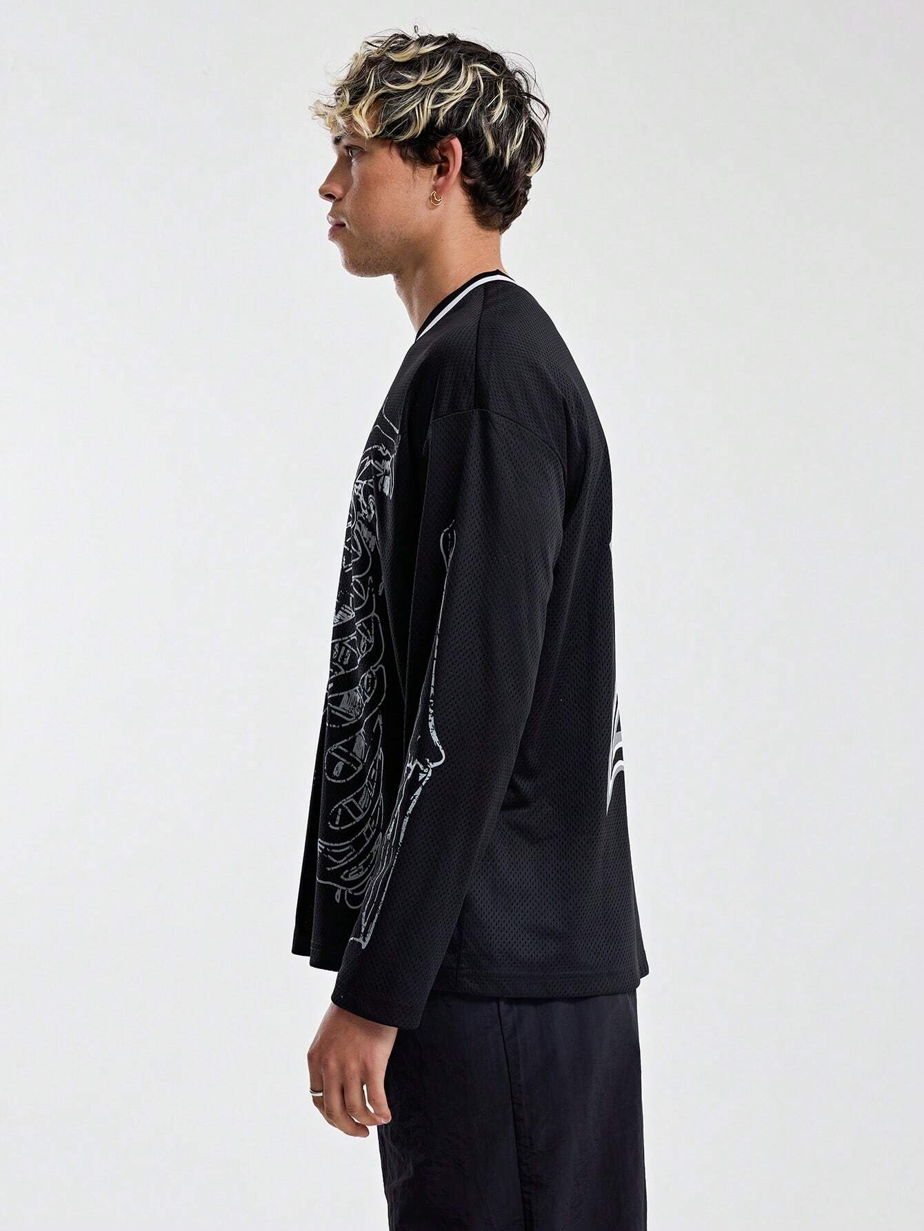 Oversized Graphic Slight V-Neck Jersey Top
