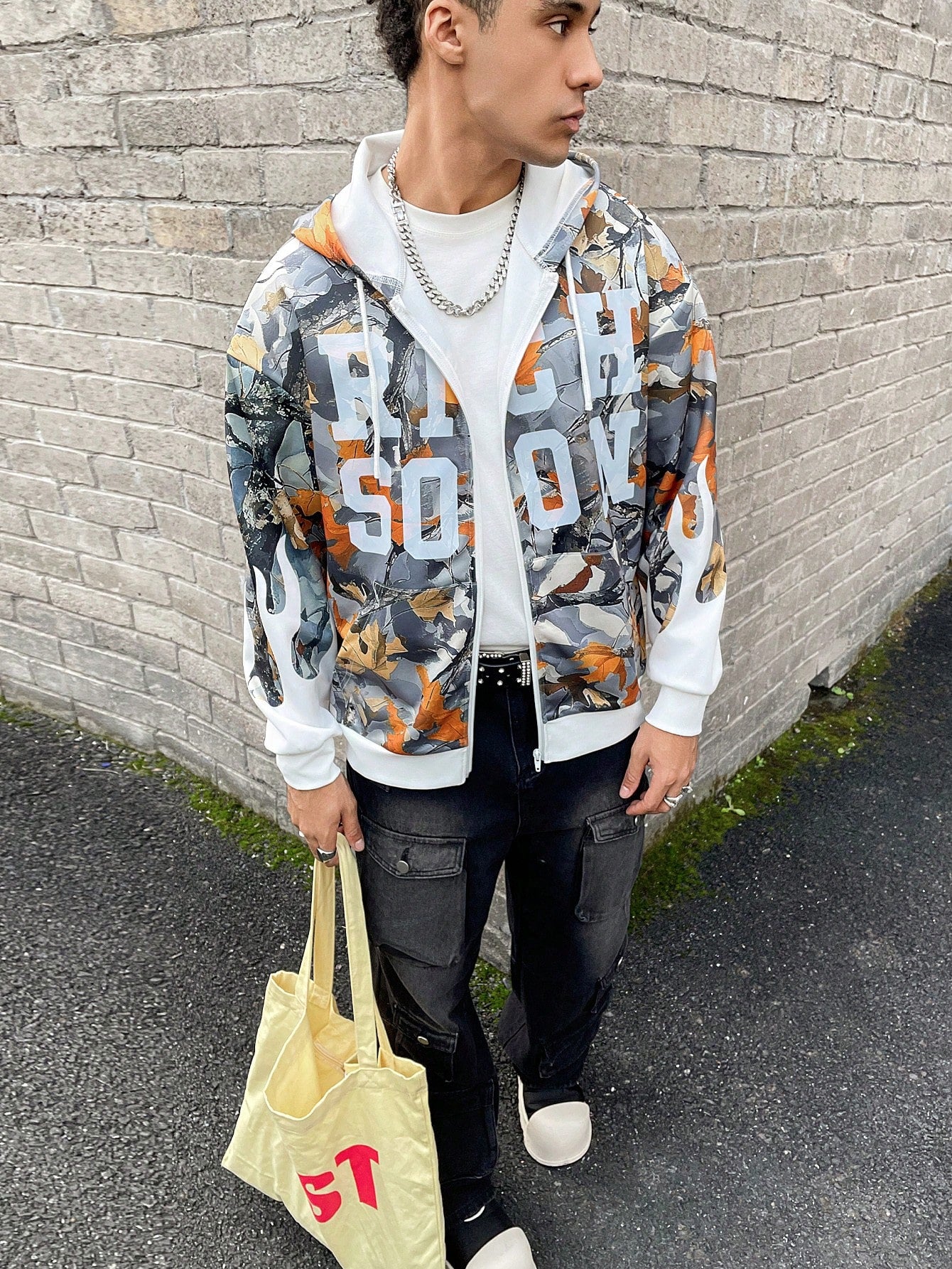 Men's Asymmetrical Print Hooded Sweatshirt