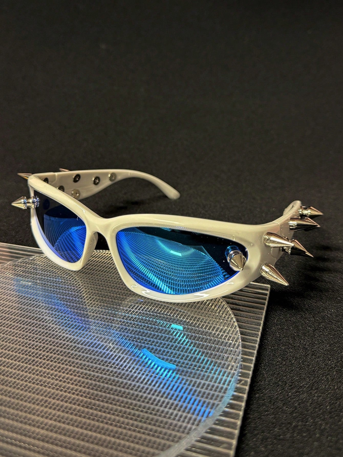 Retro Punk Rivet Small Frame Sci-Fi Designer Glasses