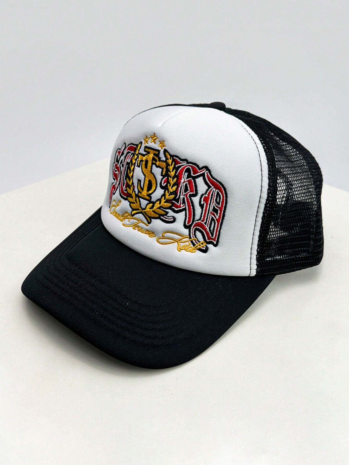 Badge Embroidery Mesh Trucker Snapback Baseball Cap
