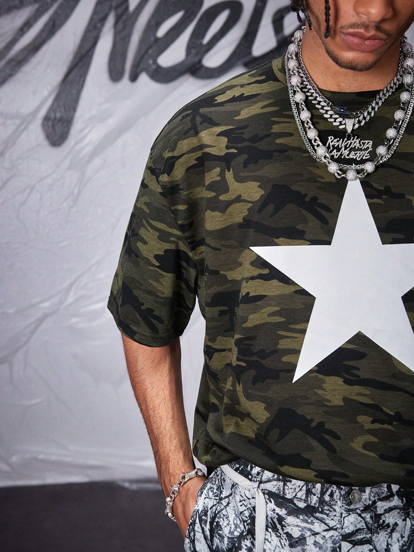 Manfinity Army Green Camo Star Print Loose Knit Jersey