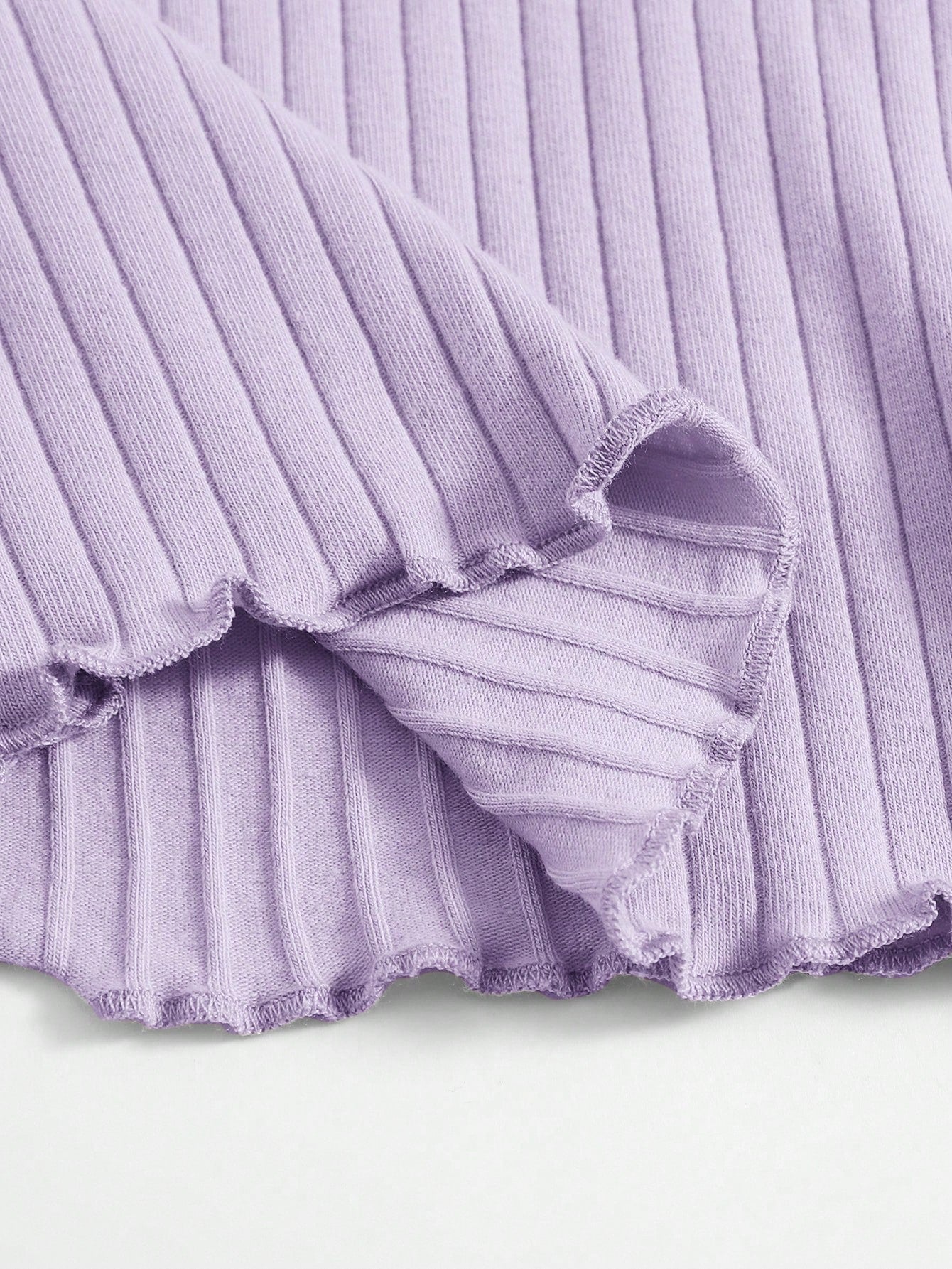 Solid Lettuce Trim Rib-knit Tee