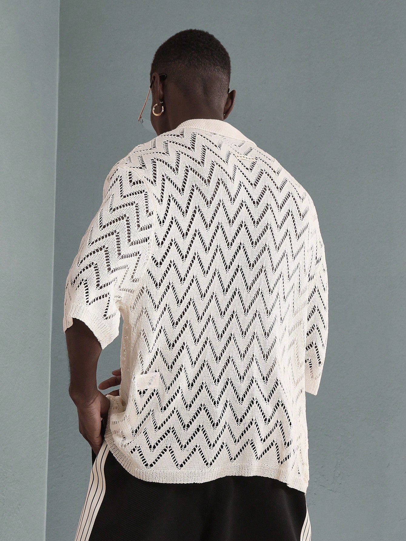 Men’s Luxury Chevron Crochet Knit Polo Resort Shirt