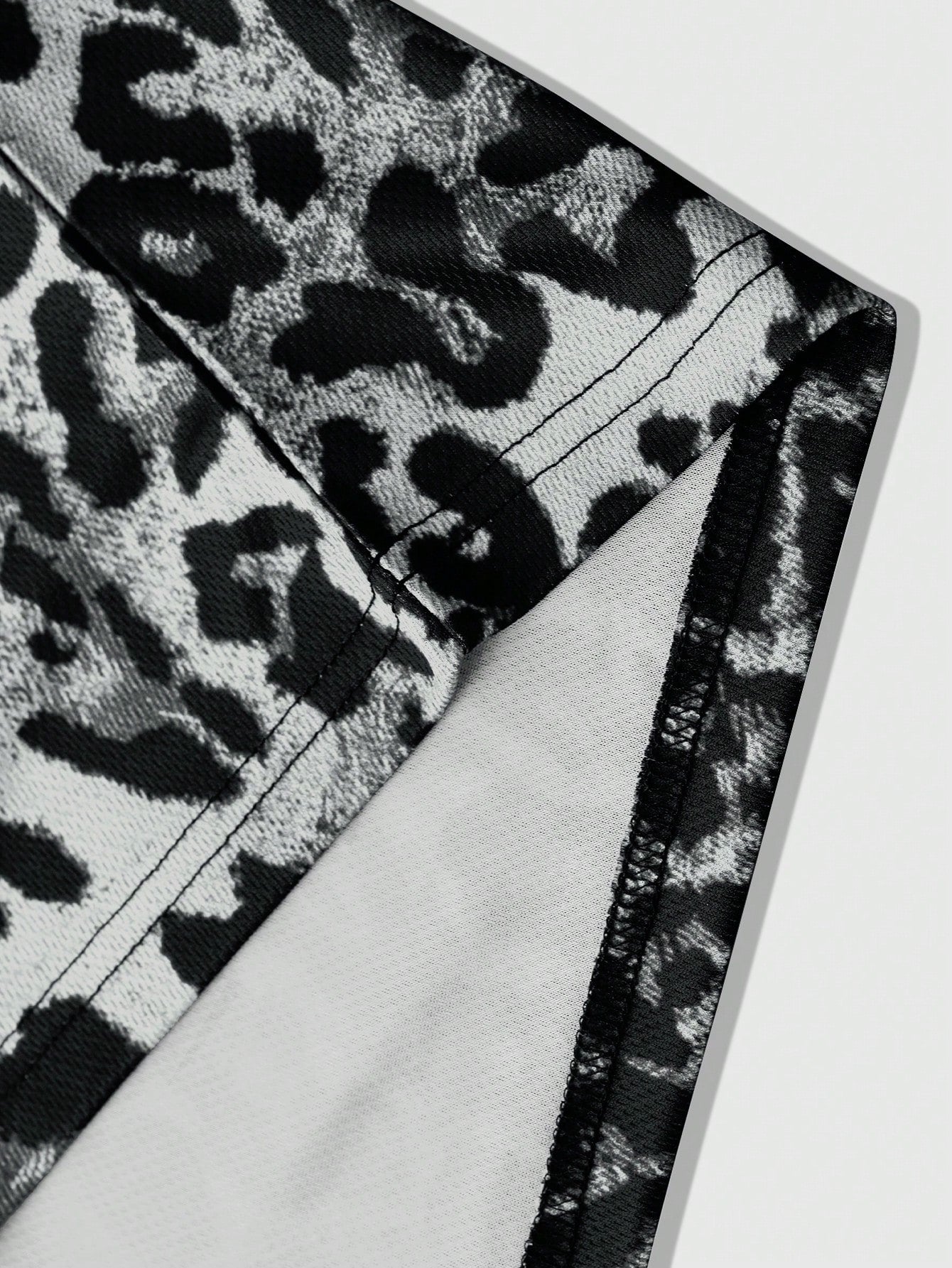 Grey Leopard Print V-Neck Short Sleeve Jersey