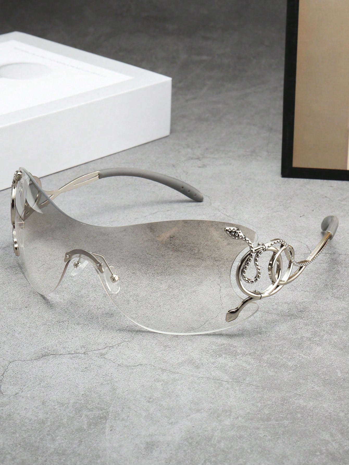 Women’s Y2K Fashion Glasses with Silver Snake Detail