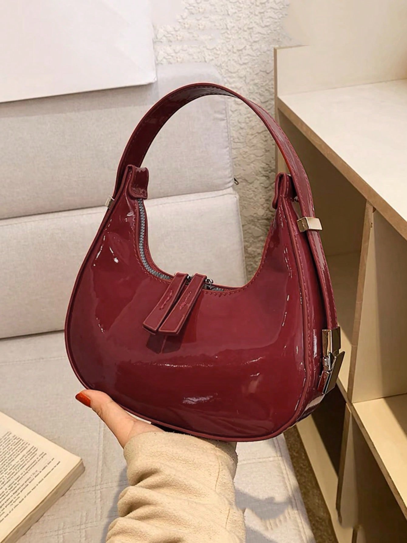 Elegant Glossy Crescent Daily Commute Crossbody Bag