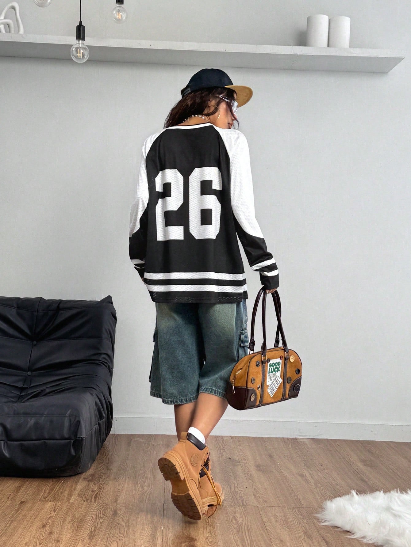 Women's Oversized Black Letter Print V-Neck Jersey