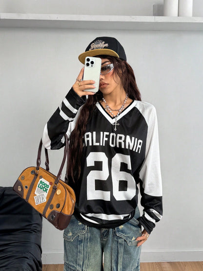 Women's Oversized Black Letter Print V-Neck Jersey