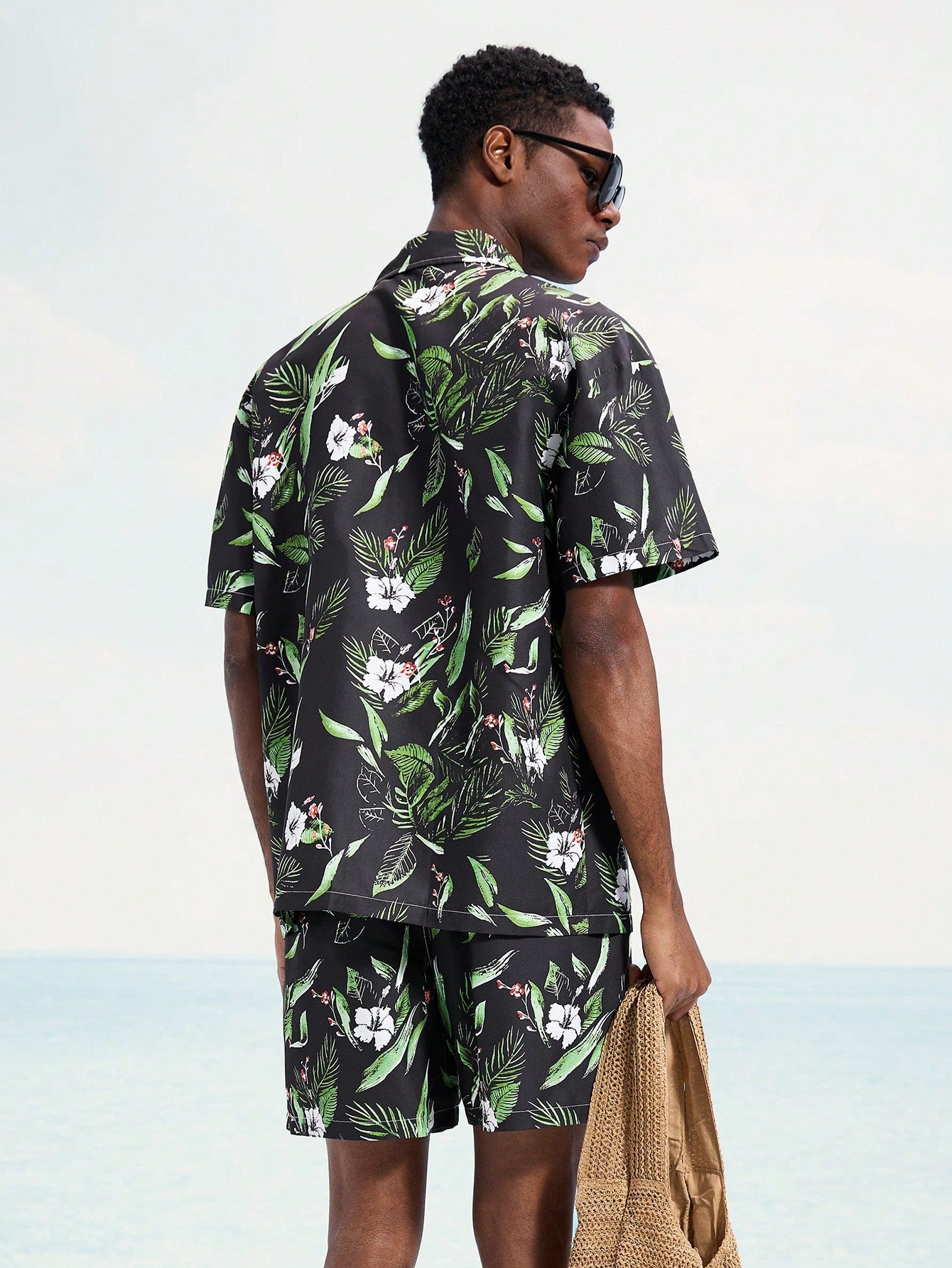 Men's Tropical Plant Print Shirt and Shorts Beach Set