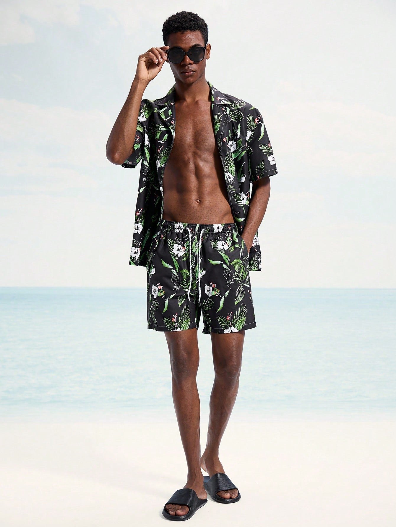 Men's Tropical Plant Print Shirt and Shorts Beach Set