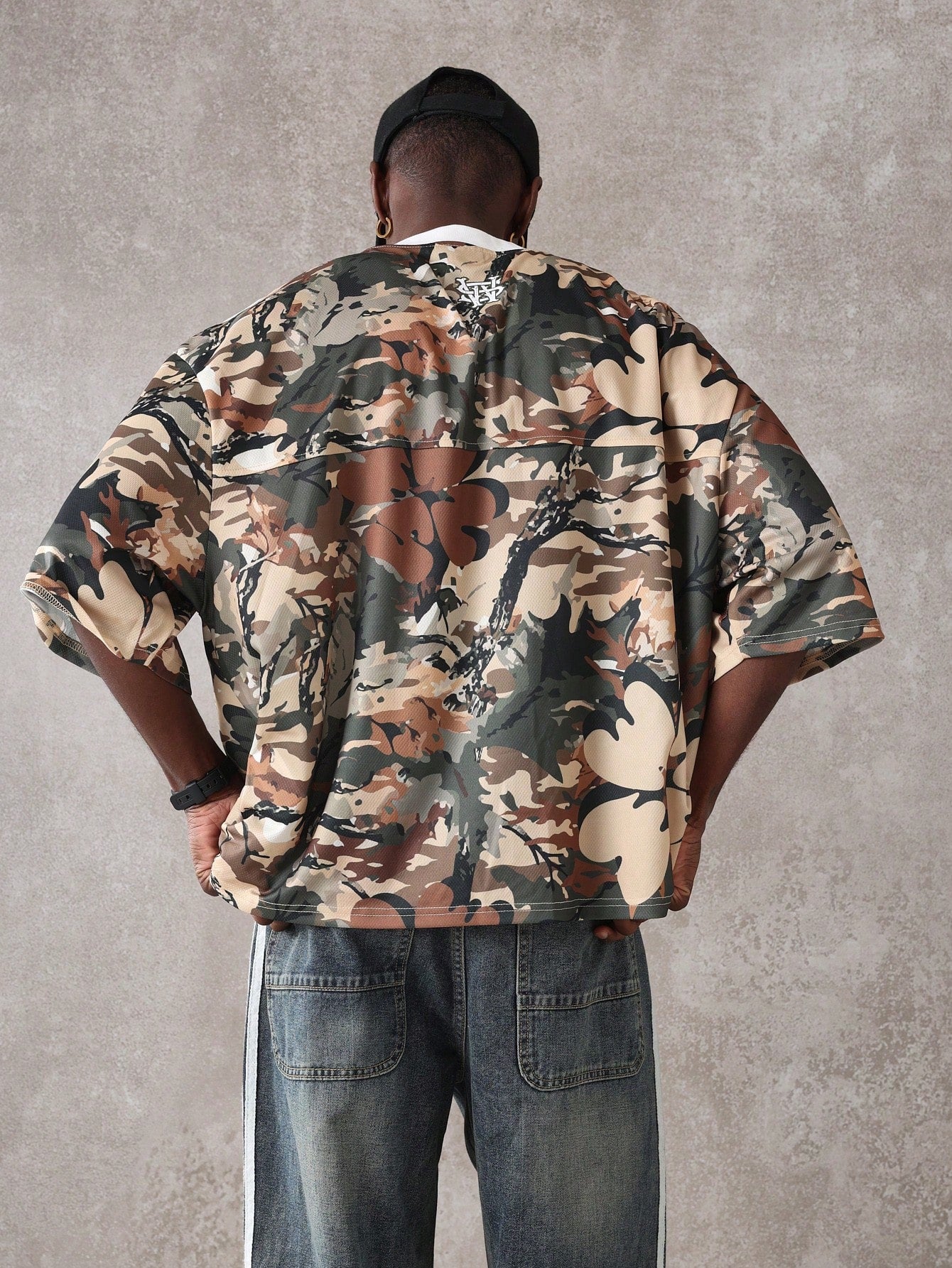 Oversized Multicolor Mesh Drop Shoulder Jersey