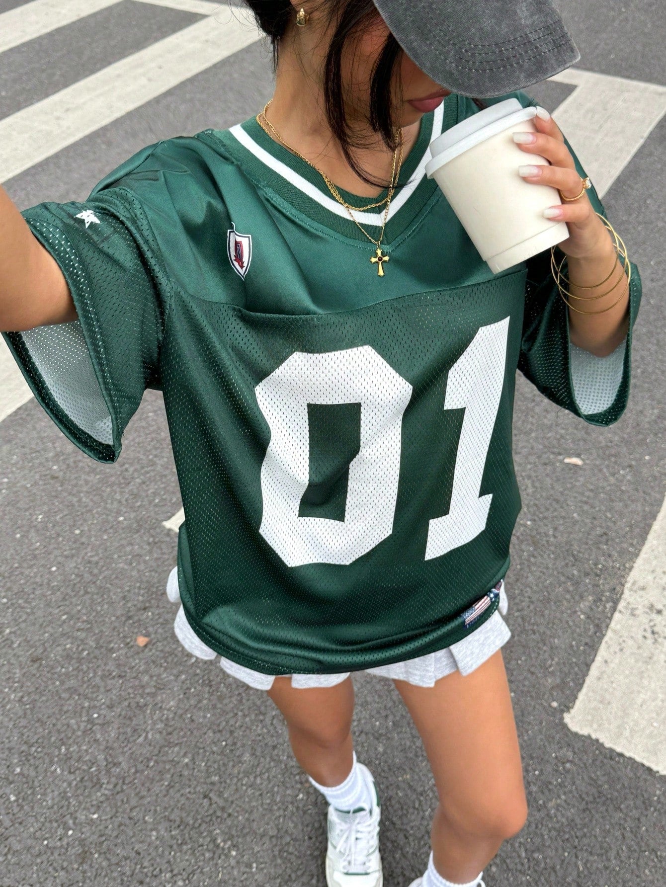 Muchica Sports Color-Block Loose V-Neck Short Sleeve Knitted Mesh Jersey