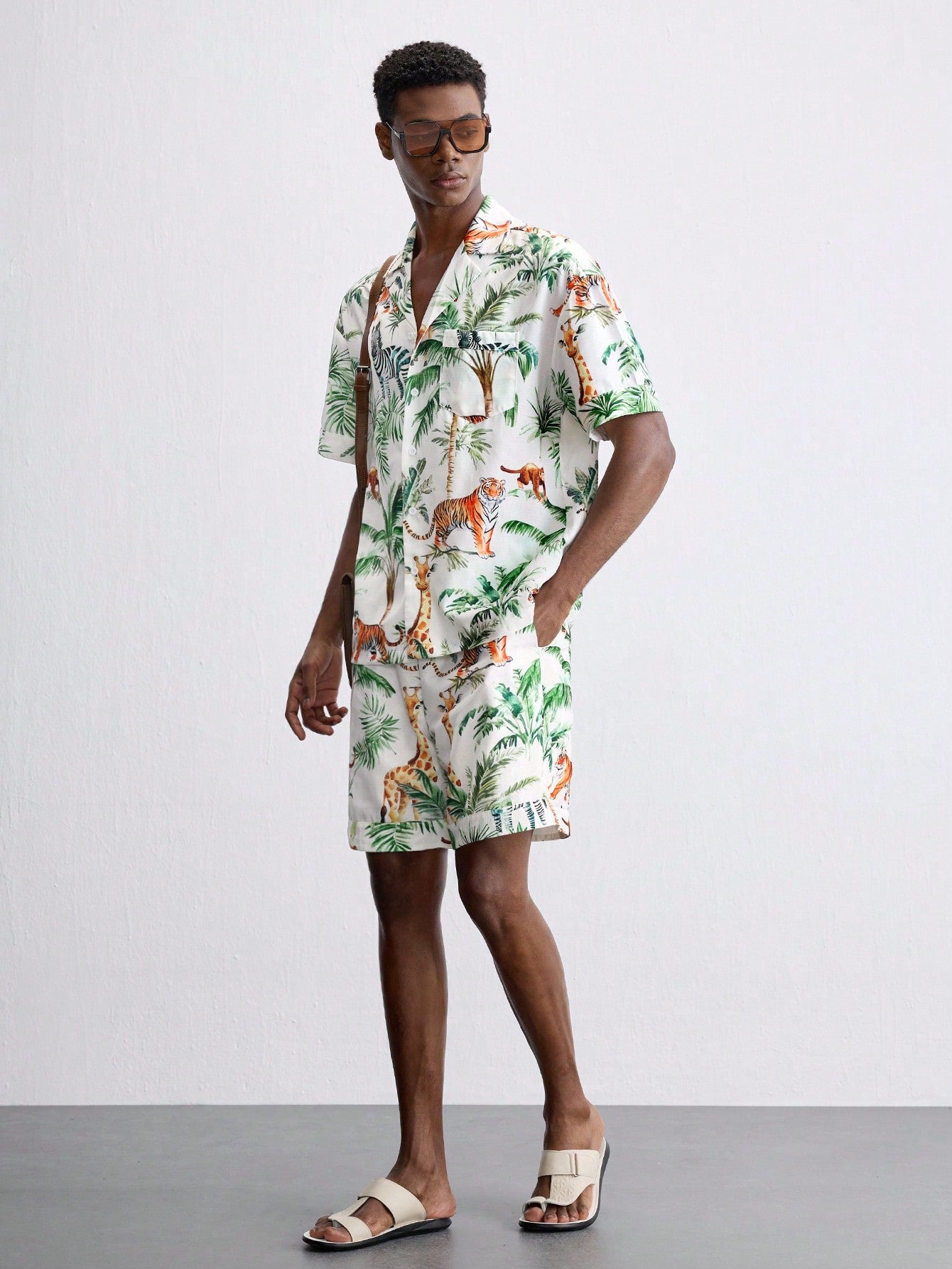 Men’s Hawaiian Palm Tree Print Shirt and Shorts Set