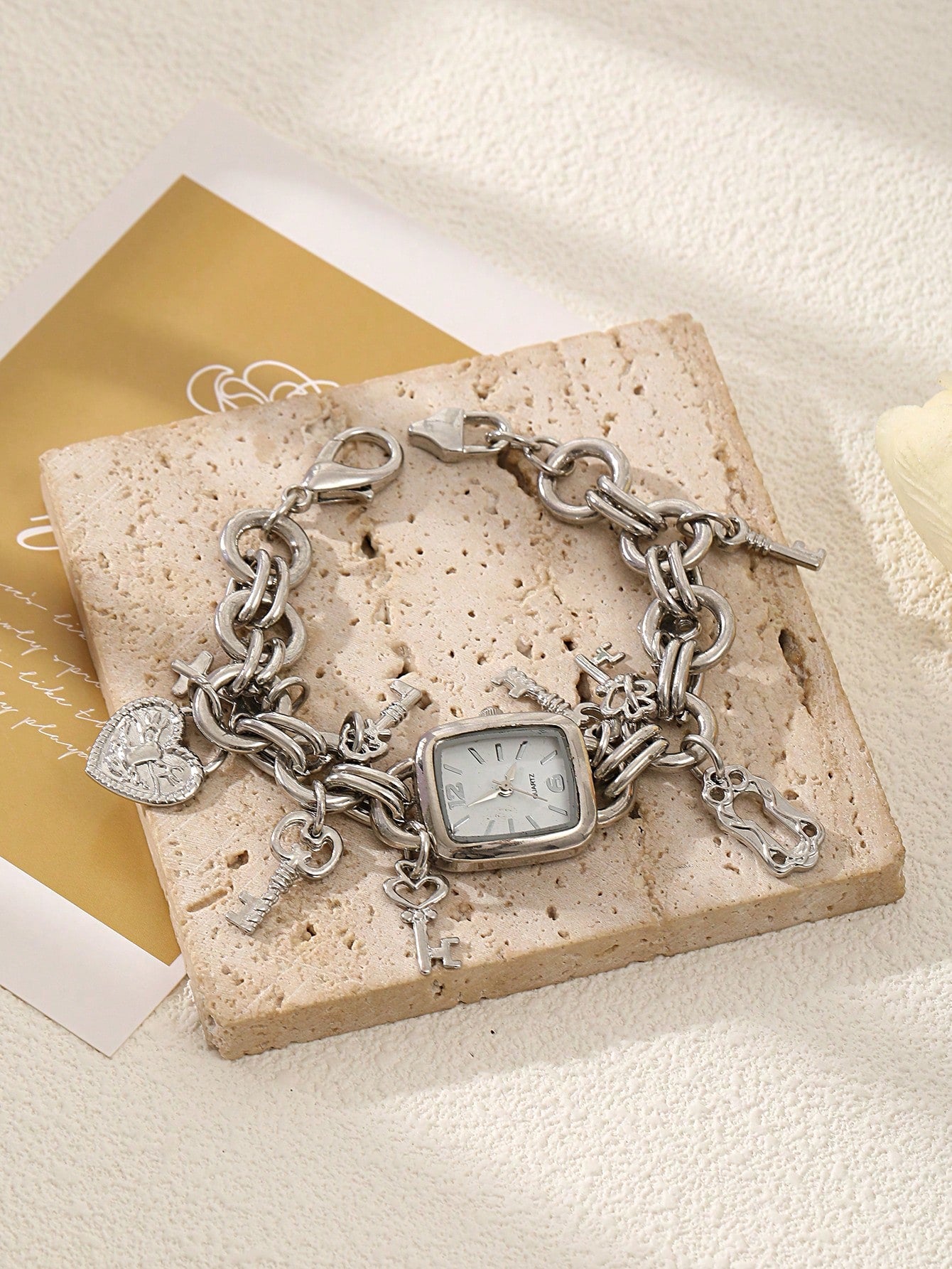 Retro Bohemian Women’s Diamond Key Bracelet Watch