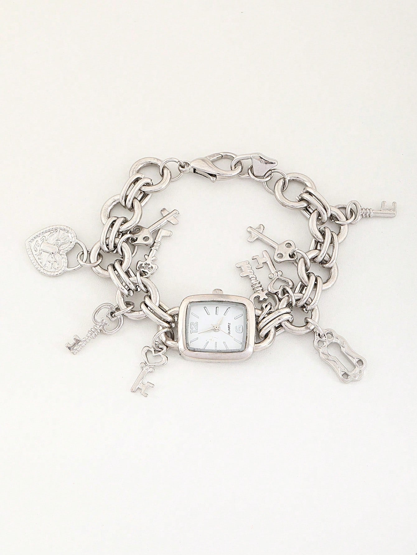 Retro Bohemian Women’s Diamond Key Bracelet Watch