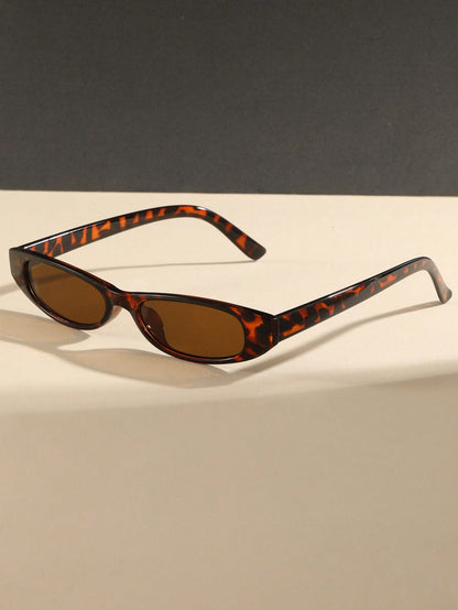 Women’s Slim Cat-Eye Y2K Street Style Fashion Glasses