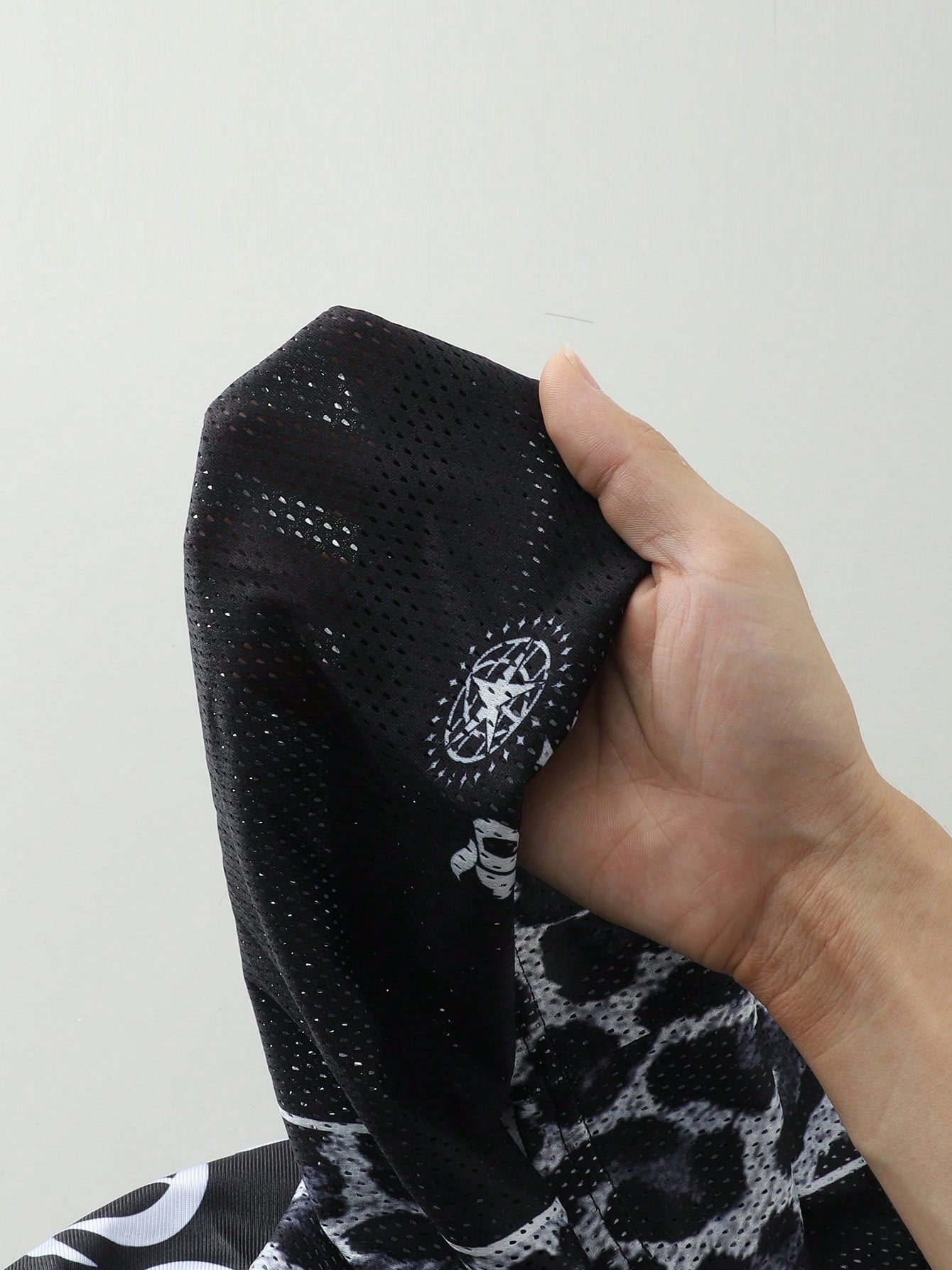 Black Leopard Print V-Neck Streetwear Basketball Jersey