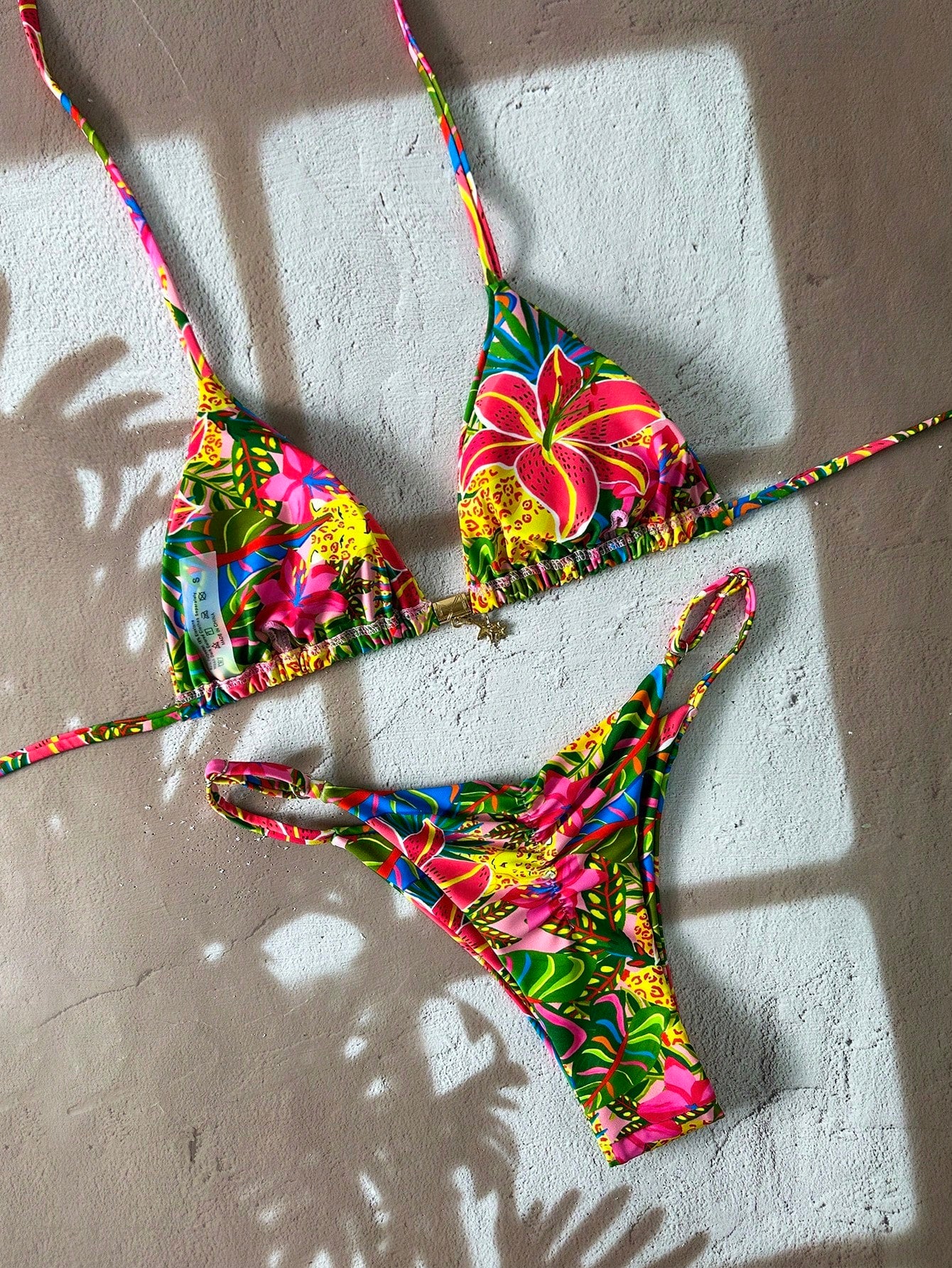 Random Print Halter Metal Decor Bikini Set