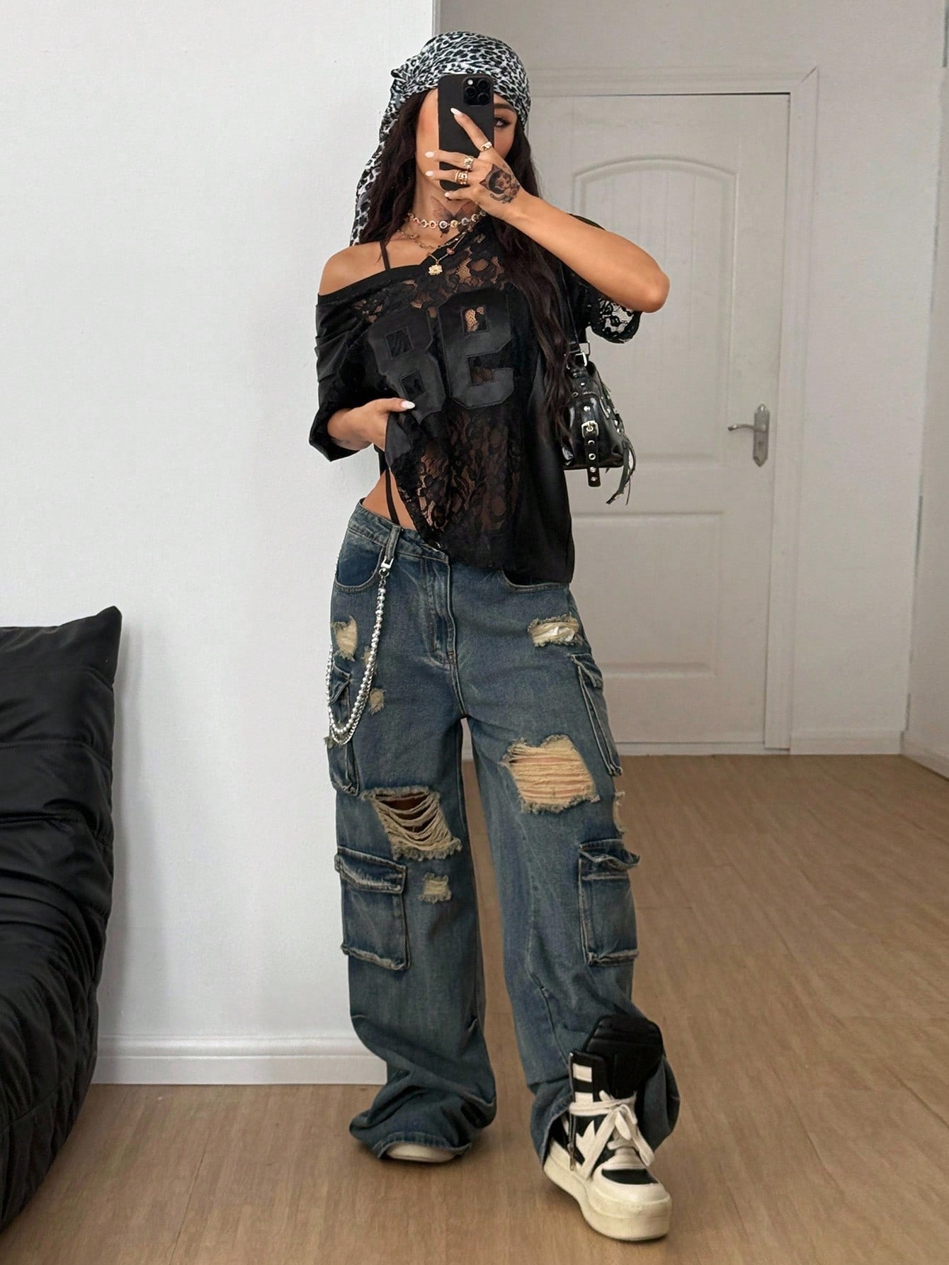 Unisex Black Oversized Knitted V-Neck Short Sleeve Top Jersey