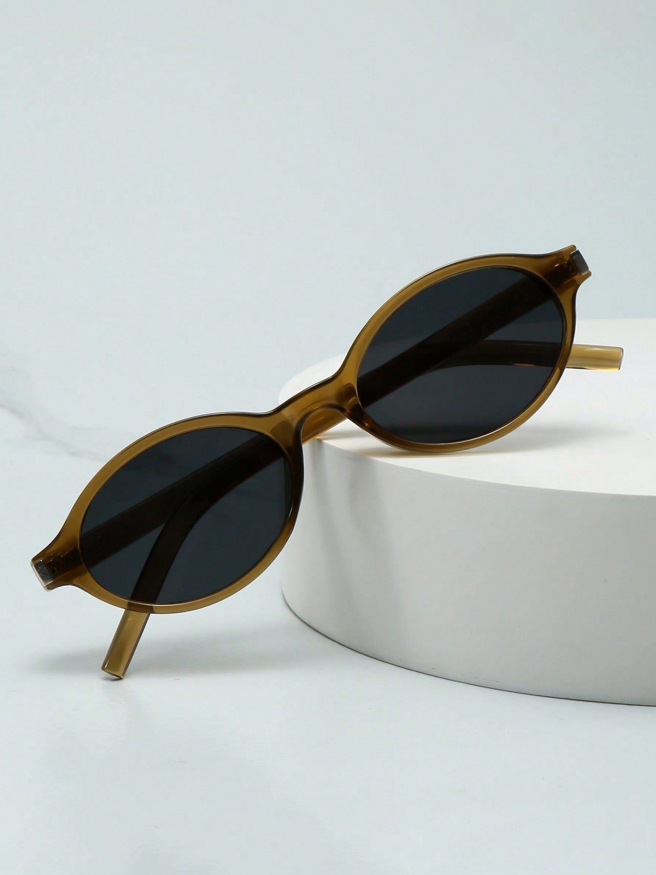 Oval Cat Eye Minimalist Fashion Sunglasses