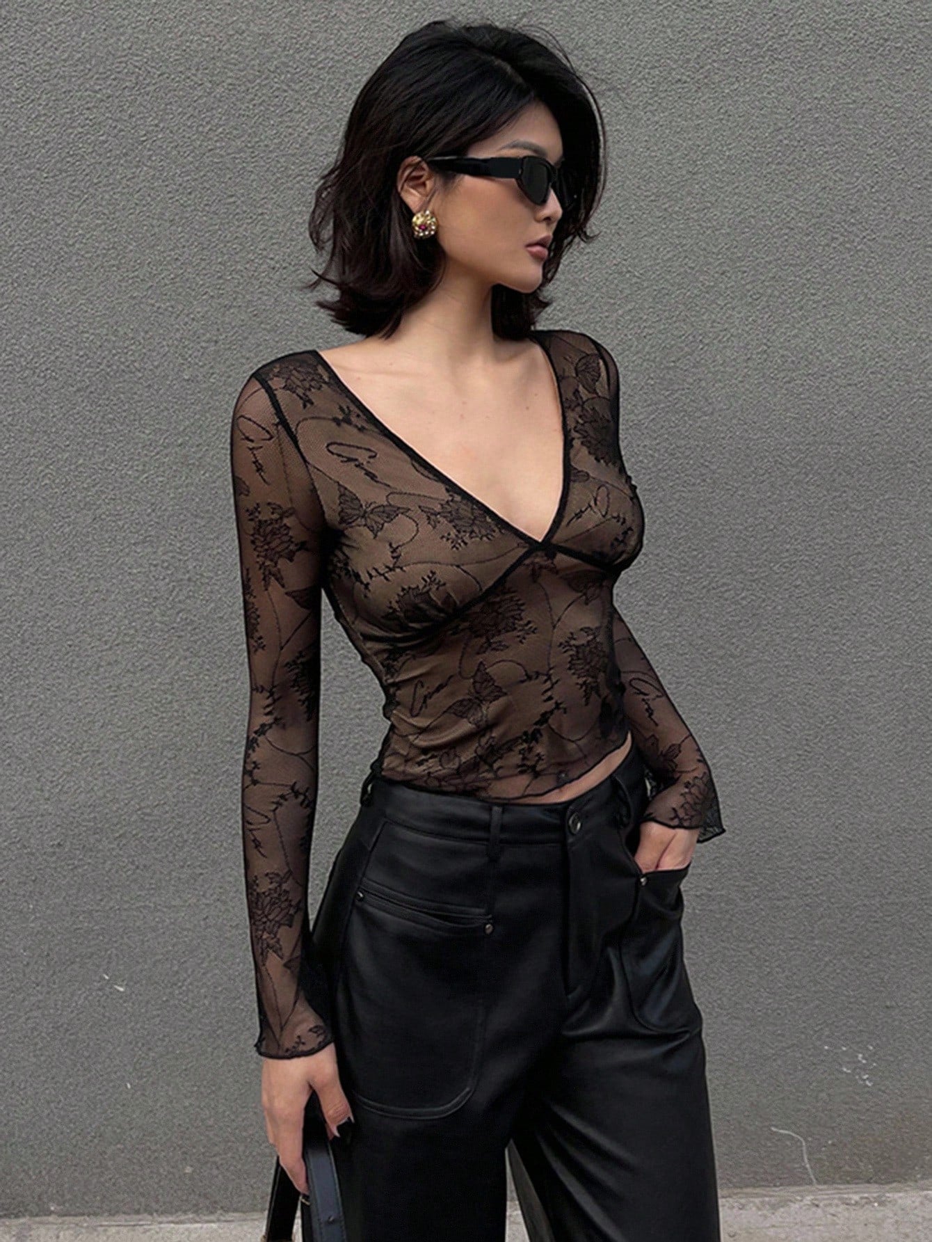 Women's V-Neck Lace Long Sleeve Bodycon Slim T-Shirt