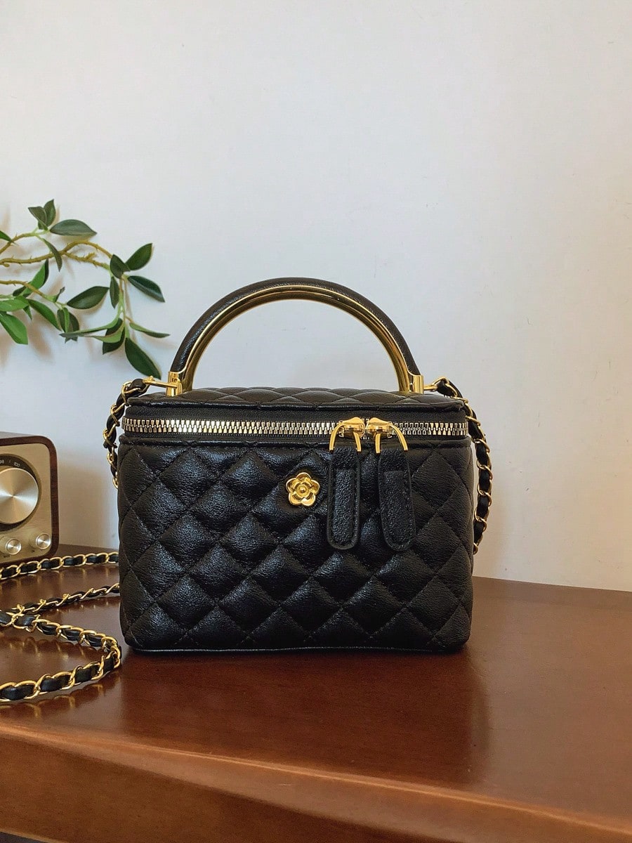 Embroidered Checkered Small Square Handheld Bag