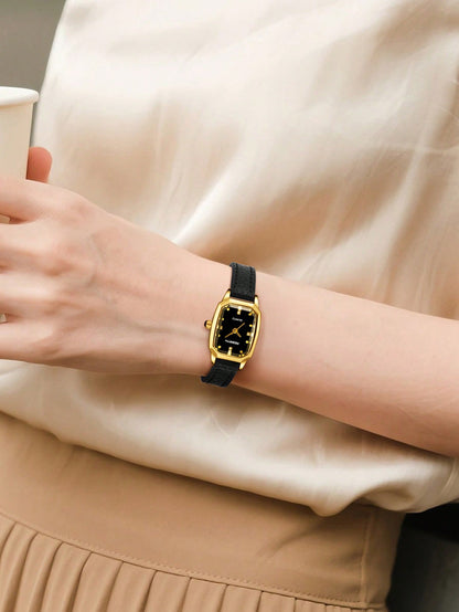 Women's Retro College Style Quartz Wrist Watch