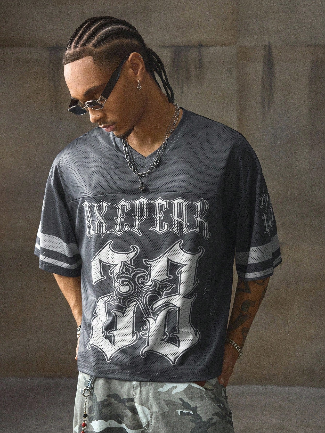 Grey Animal Letter & Tropical Print Sweetheart Neck Mesh Jersey