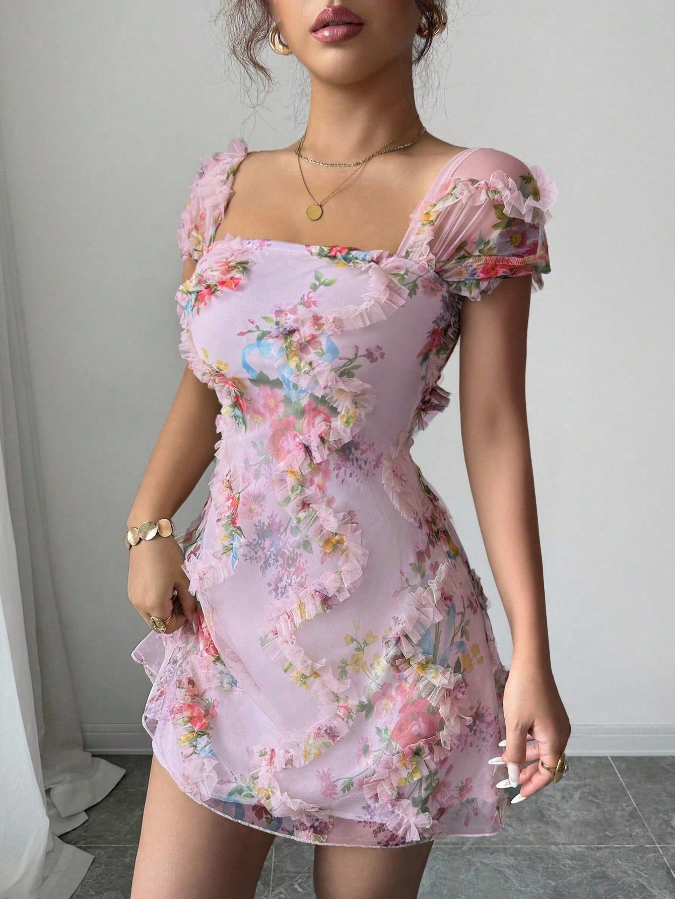 Floral Mesh Ruffled Mini Dress Elegant Square Neck A-Line Party Dress for Spring & Summer