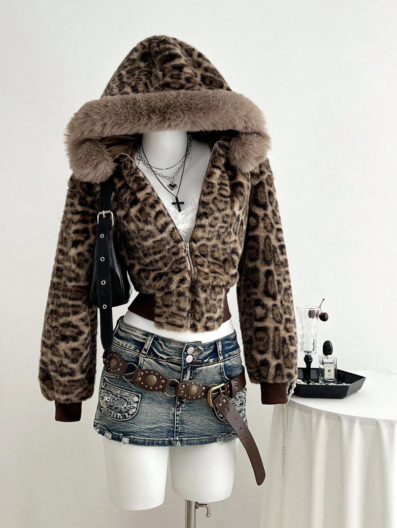 Women's Leopard Fuzzy Faux Fur Collar Zip Hoodie
