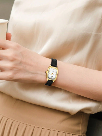 Women's Retro College Style Quartz Wrist Watch