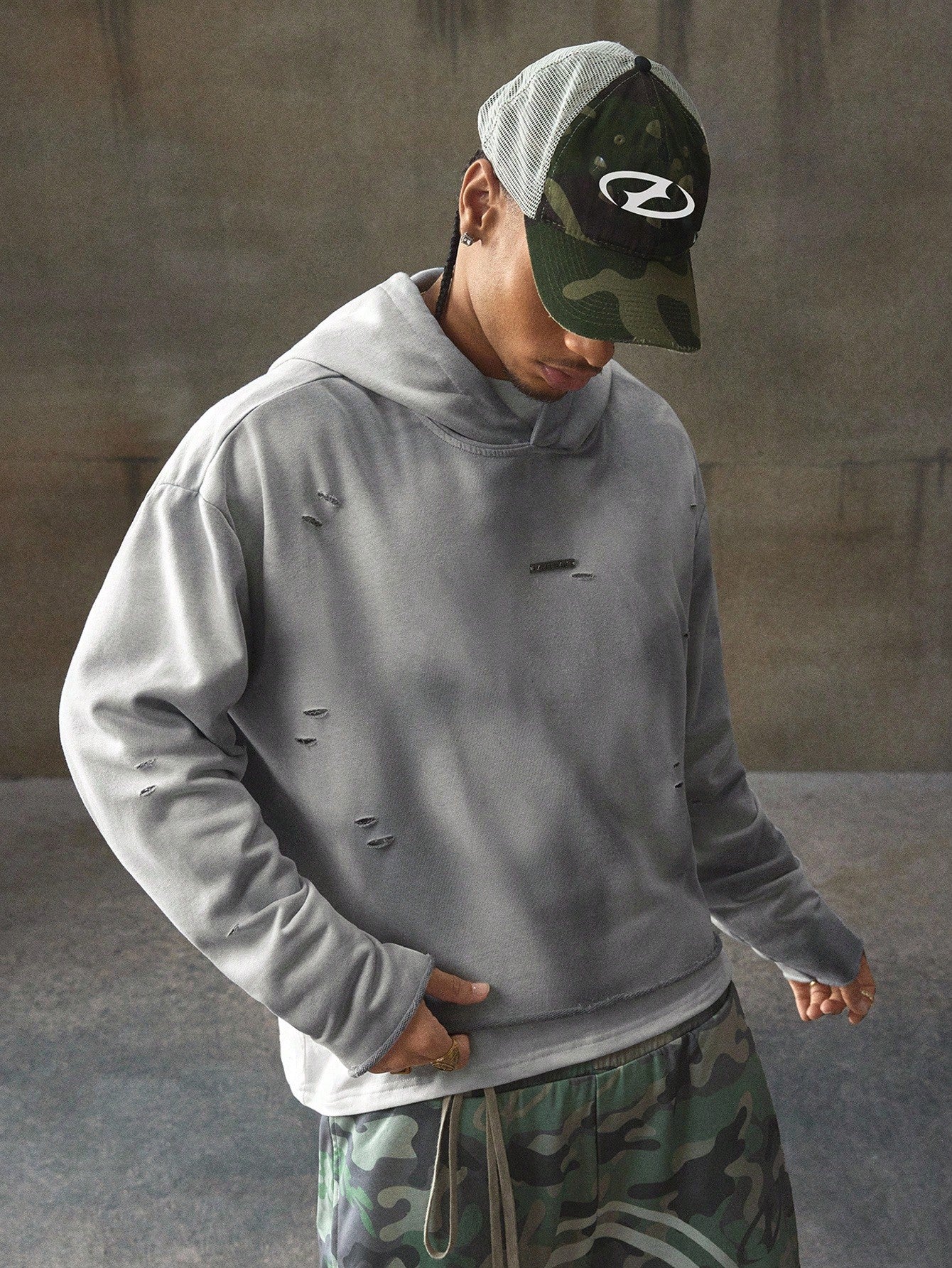 Men's Ripped Casual Long Sleeve Hoodie