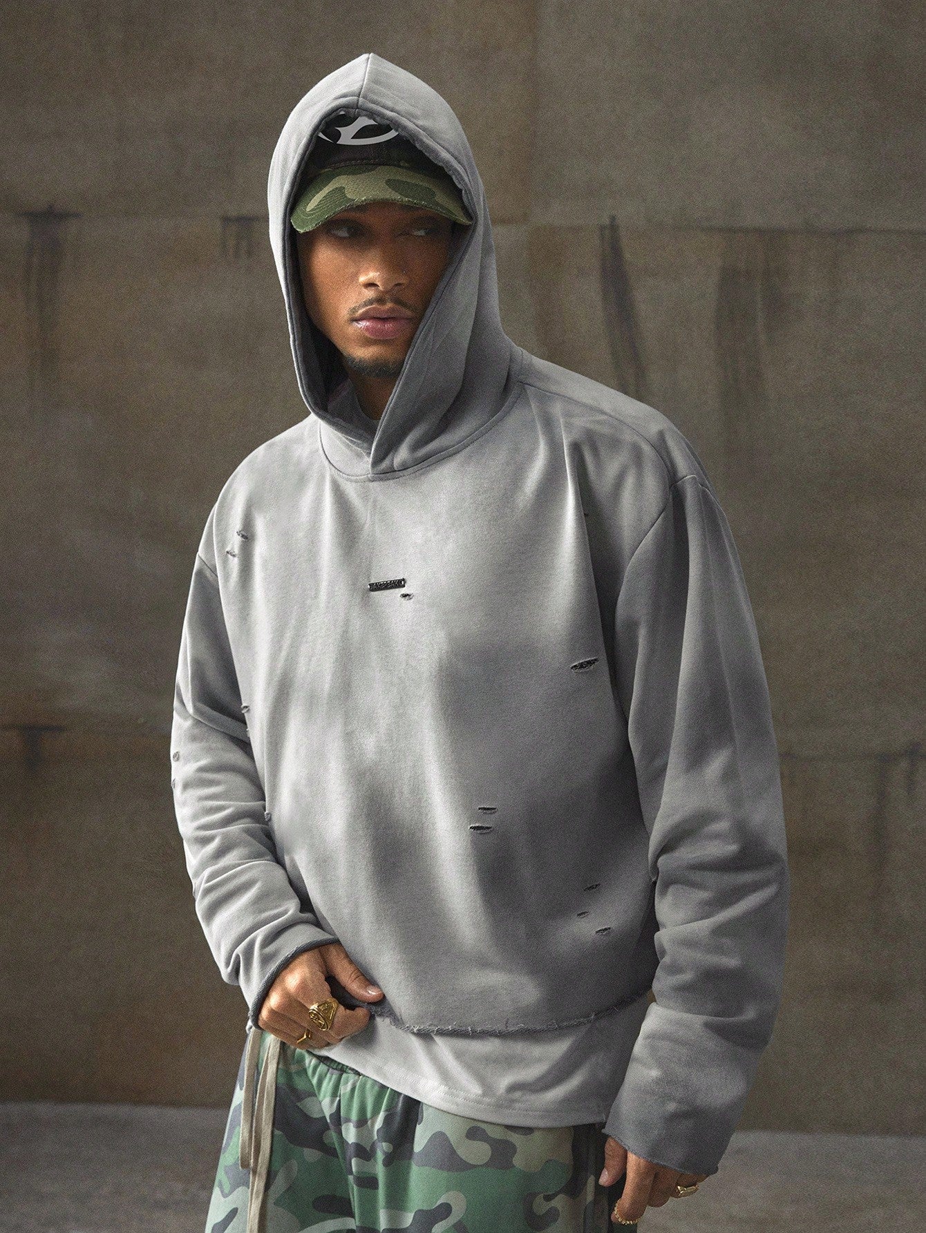 Men's Ripped Casual Long Sleeve Hoodie