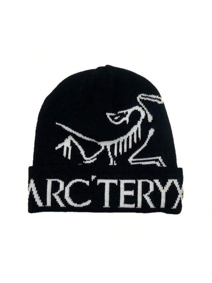 Unisex Alphabet Bird Pattern Knitted Winter Beanie
